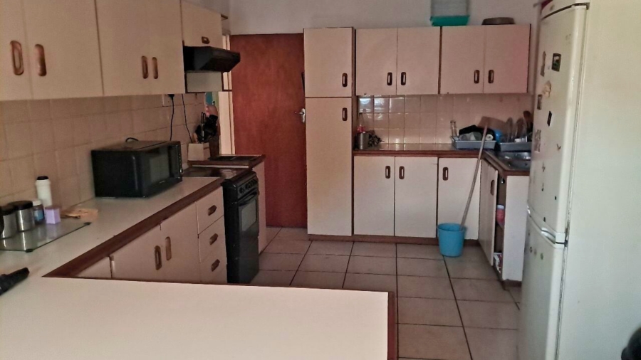 To Let 3 Bedroom Property for Rent in Belmont Park Western Cape